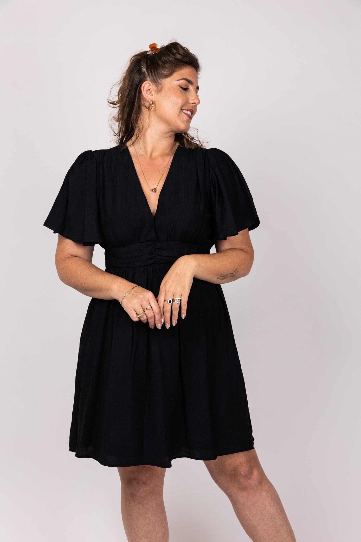 שמלות מחמיאות לנשים מלאות