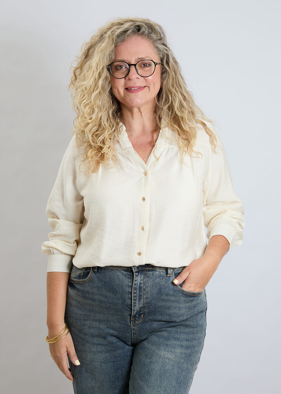 חולצה מכופתרת אופוויט