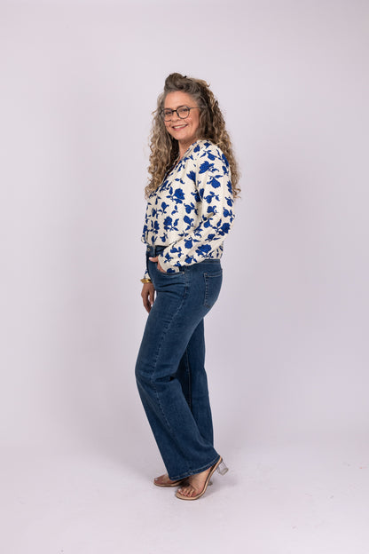 ג&