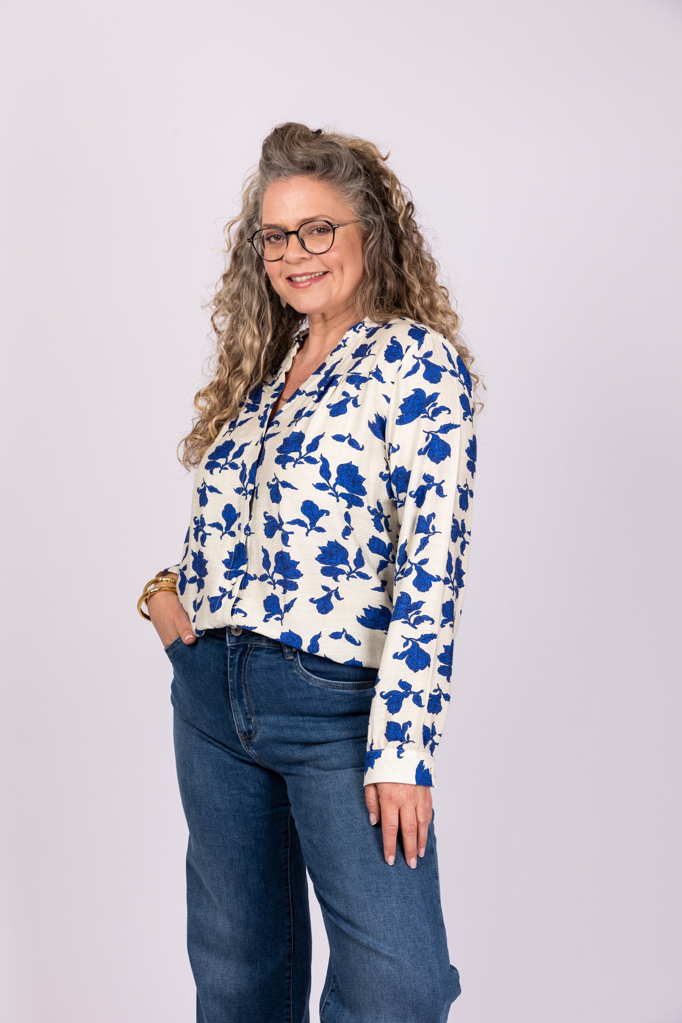חולצה מכופתרת פרחונית