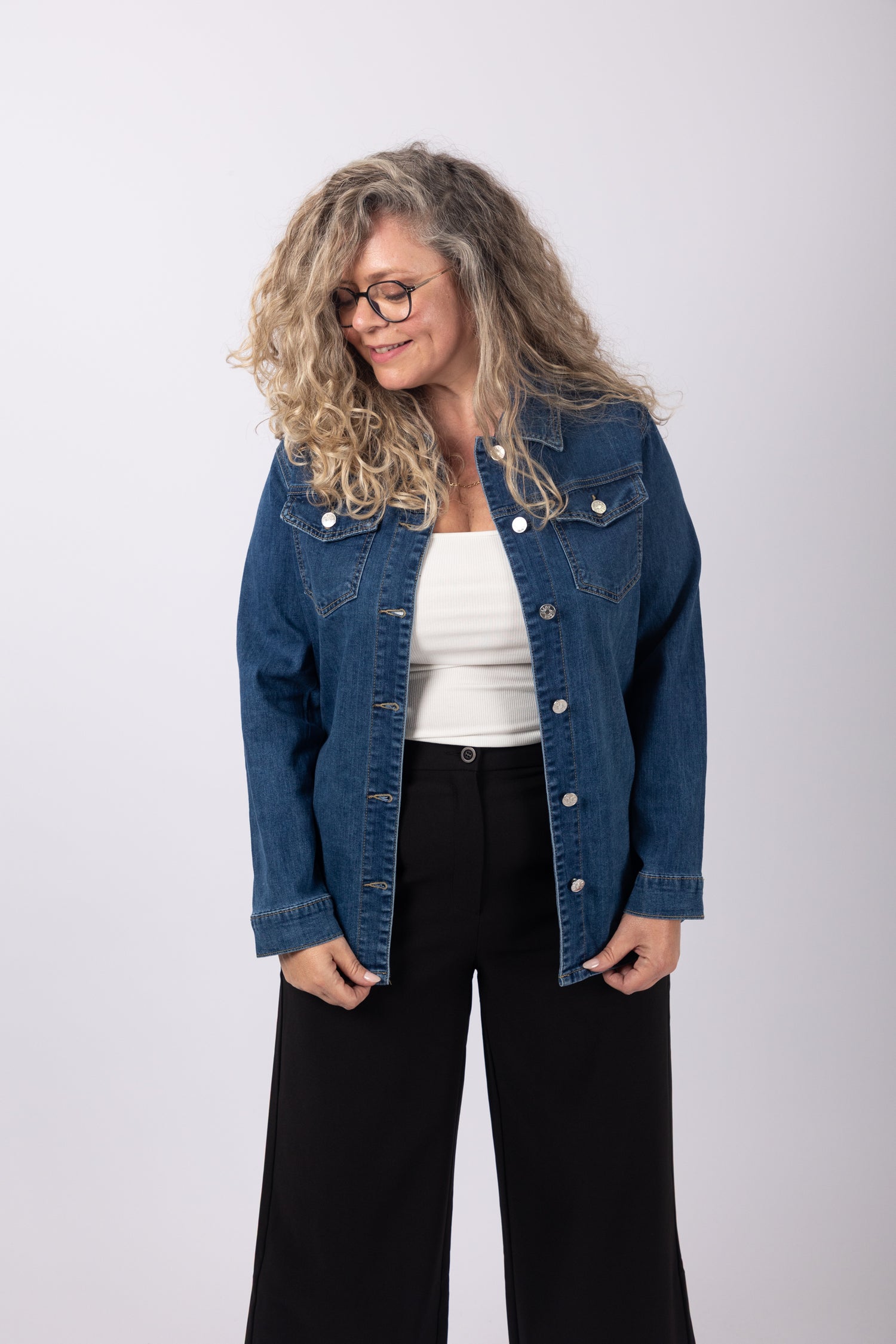 ג&