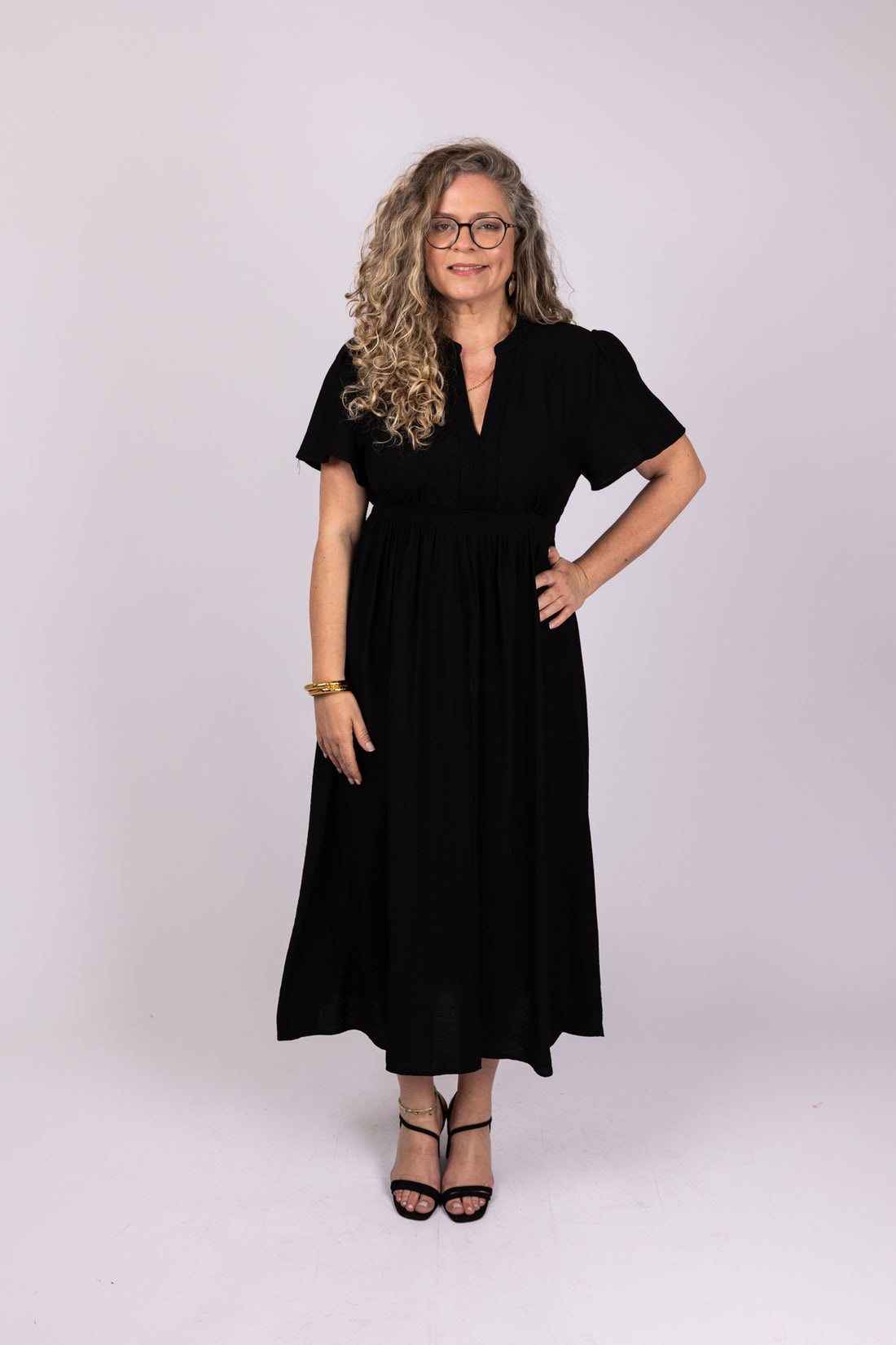 שמלת צווארון סיני שחורה