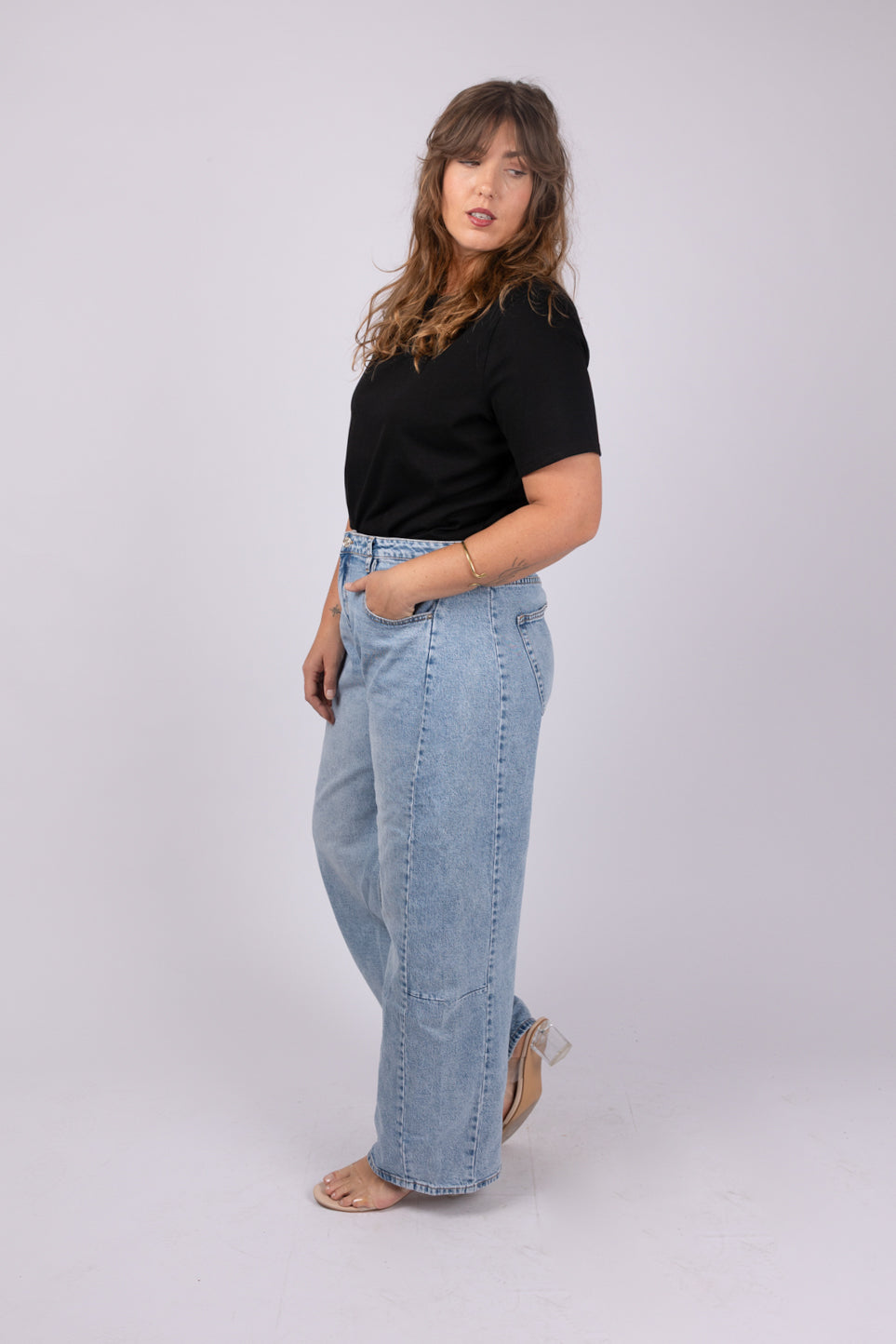 ג&